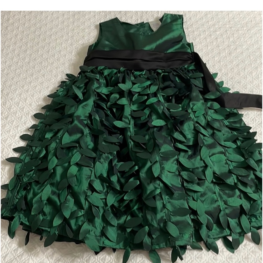 Girls Designer Boutique Holiday dimensional dress green black leaves Christmas 5